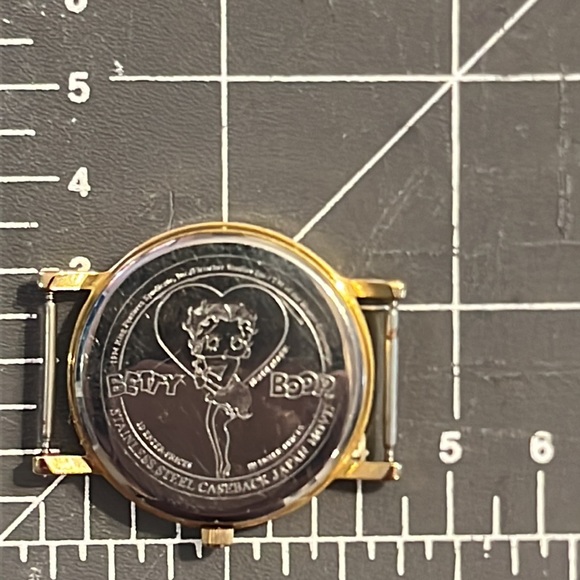 Vintage 1990s Betty Boop Watch - Picture 3 of 4